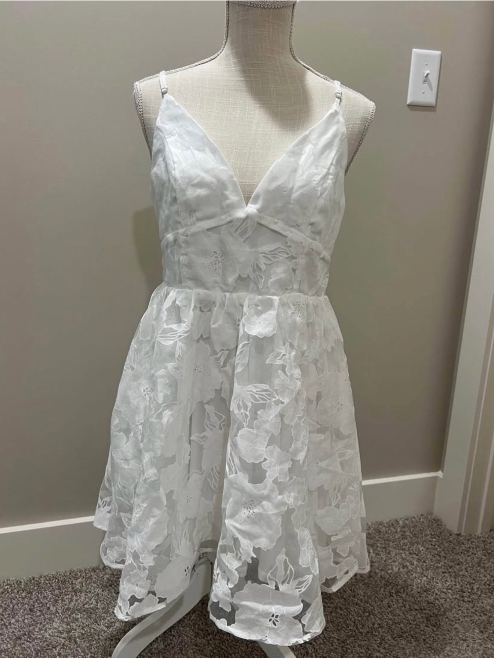 Lulu's White Floral Mini Dress